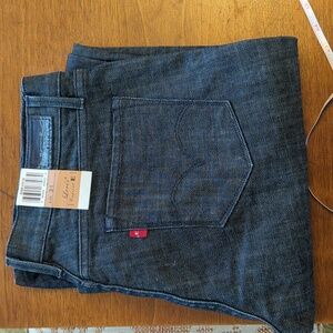 🔥NWT: Premium Levi's Capital E Dark Wash Denim | an Anthropologie Fave 🔥